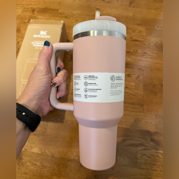 NEW IN BOX Stanley Quencher H2.O Flowstate Tumbler 40oz Pink Dusk - Picture 8 of 11